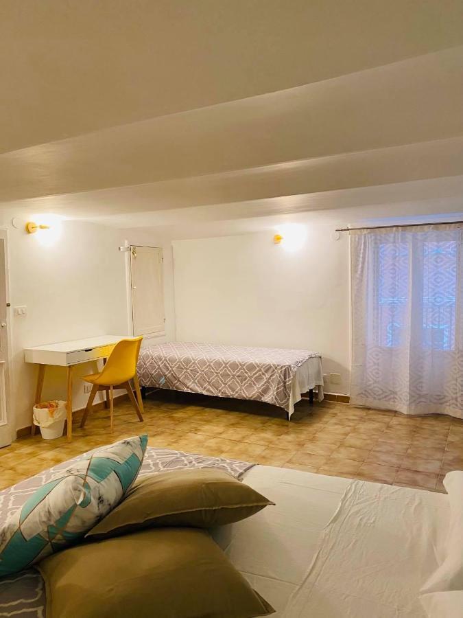 Vico Gli Scalzi Apartment กาเอตา ภายนอก รูปภาพ