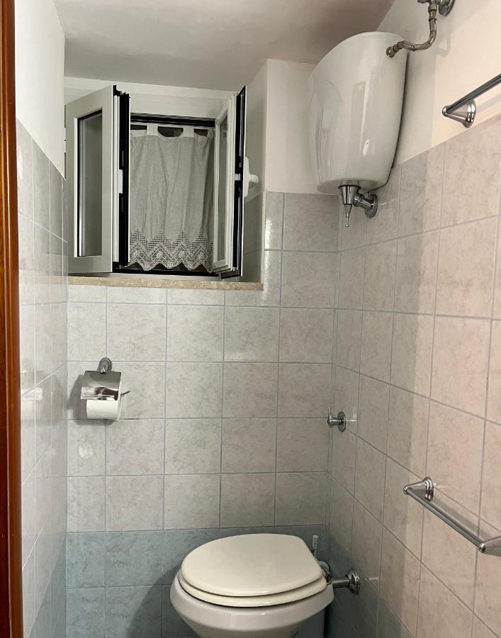 Vico Gli Scalzi Apartment กาเอตา ภายนอก รูปภาพ