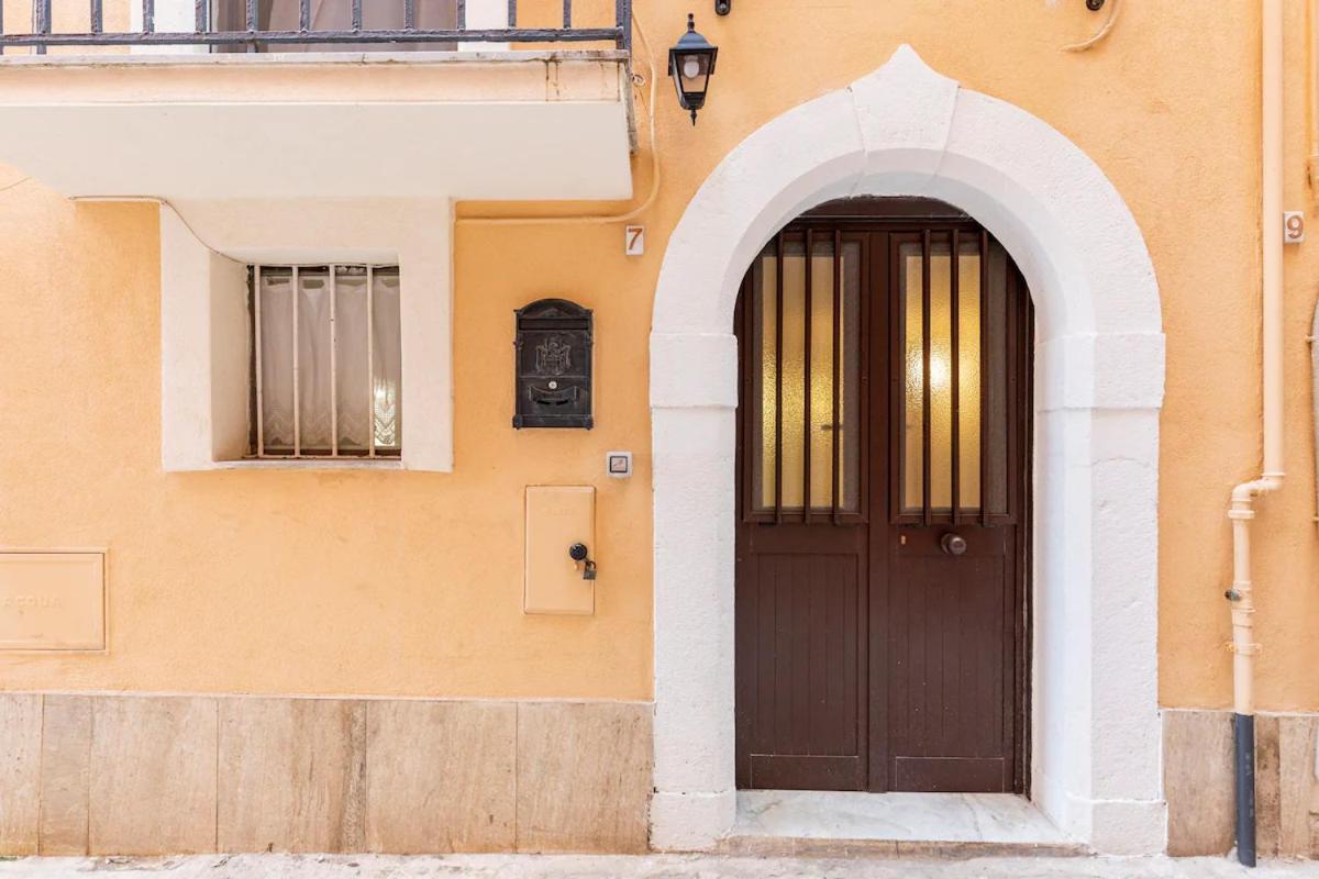 Vico Gli Scalzi Apartment กาเอตา ภายนอก รูปภาพ