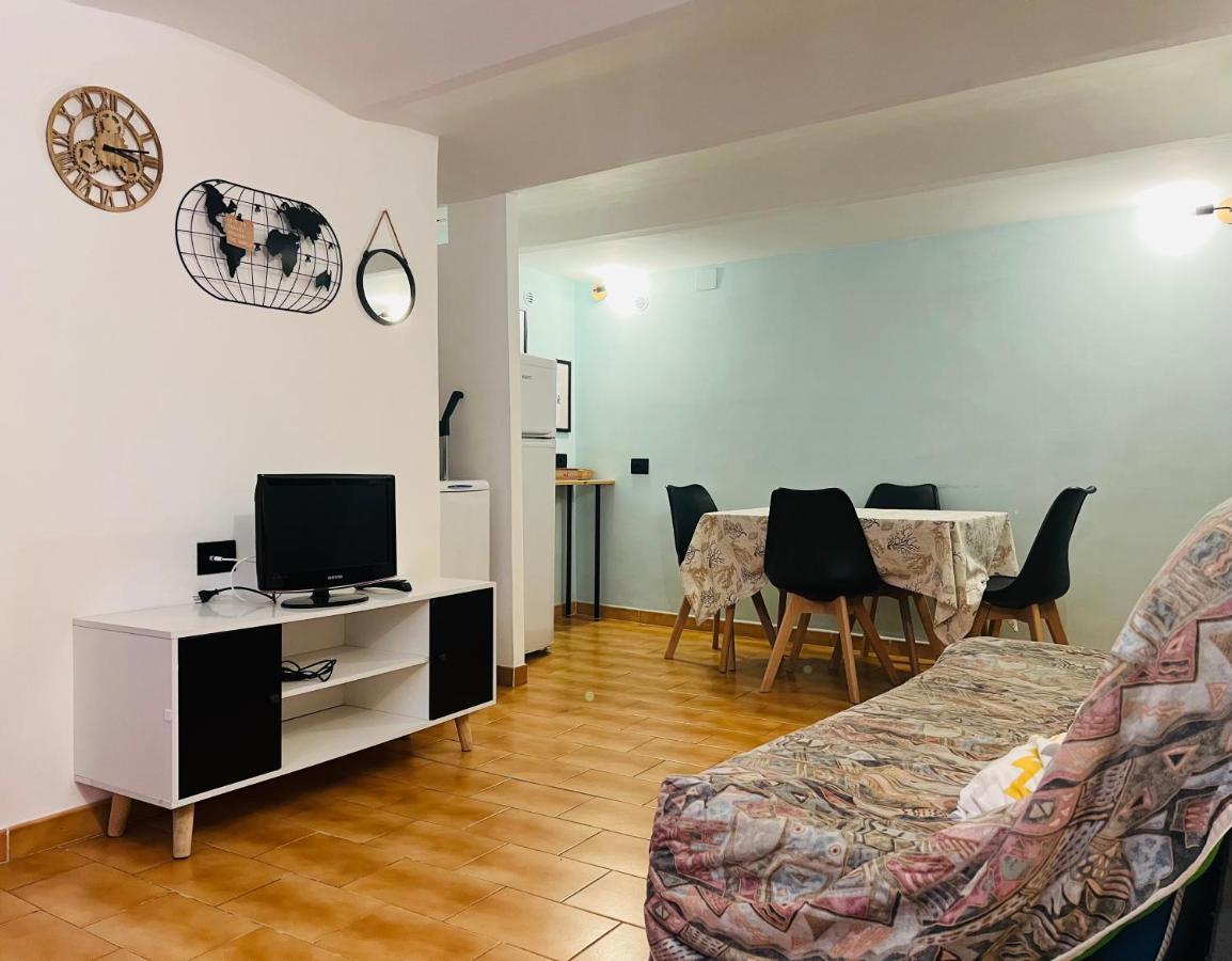Vico Gli Scalzi Apartment กาเอตา ภายนอก รูปภาพ